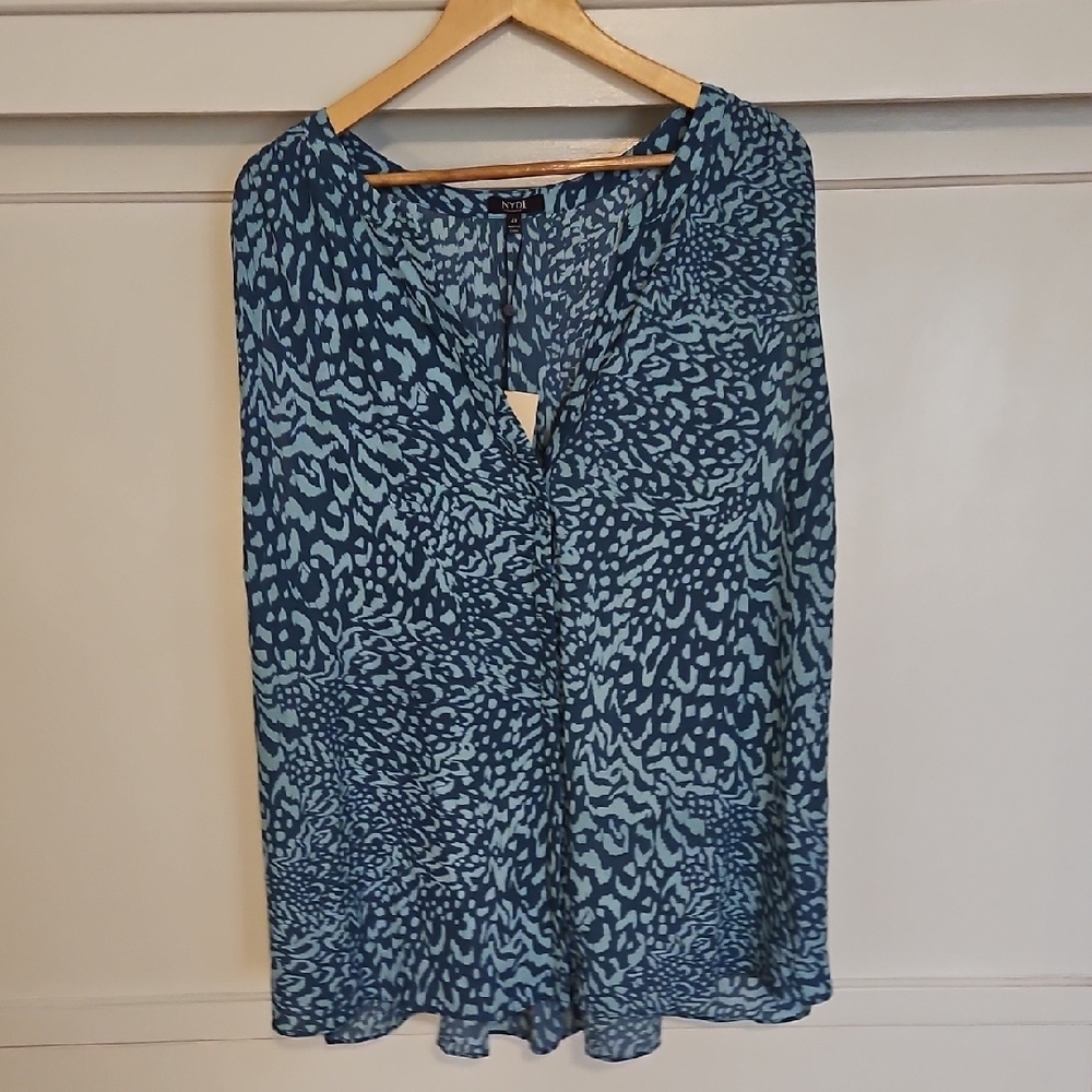 NWT NYDJ Blue Patterned Sleeveless Pintuck Blouse Agness